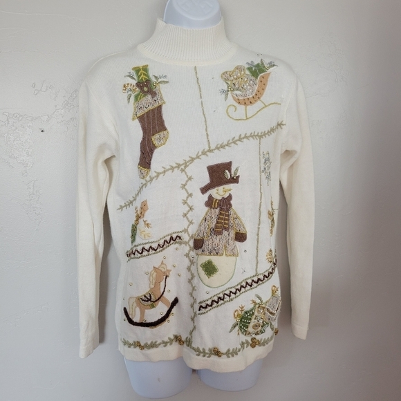 Basic Editions Holiday White Sweater Mockneck Small Brown Green Christmas Icons - Picture 1 of 11